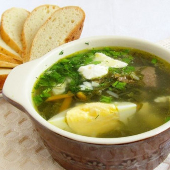 Вкусный борщ со щавелем