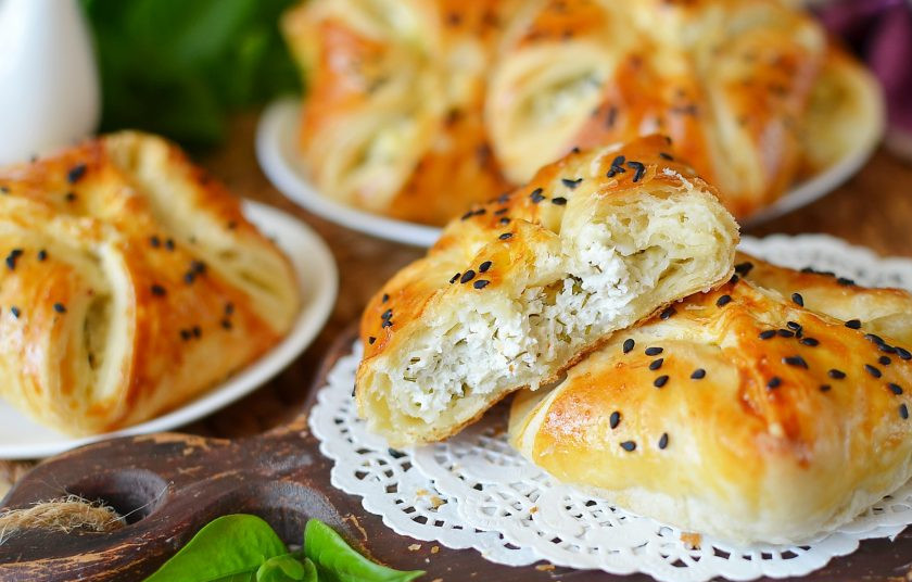 1. Этап. Слоеные конвертики с творогом: Приятного аппетита!