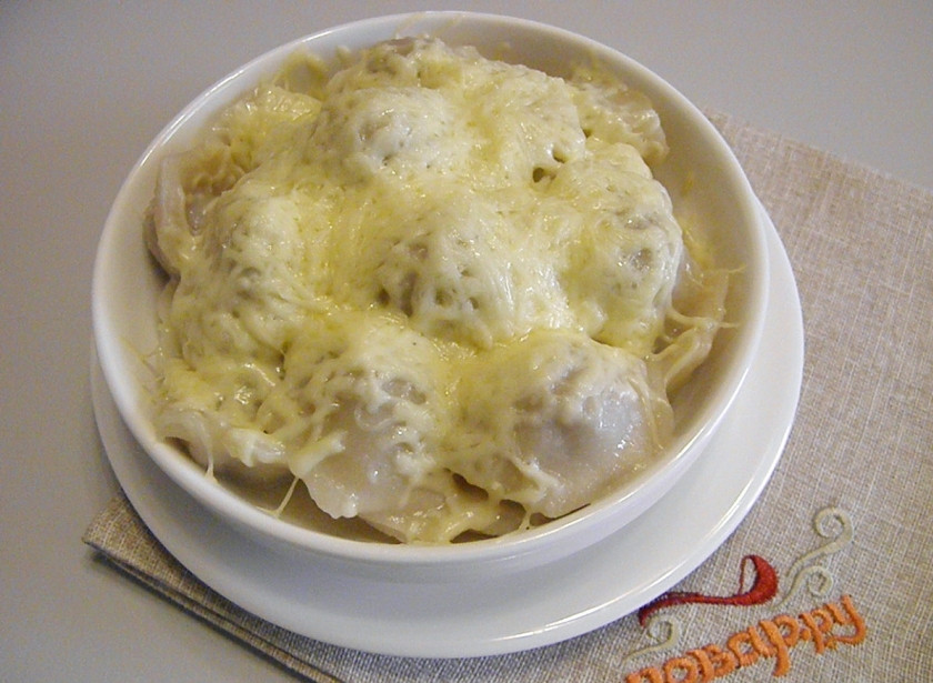 1. Этап. Пельмени с сыром в духовке: Готово! Приятного аппетита!