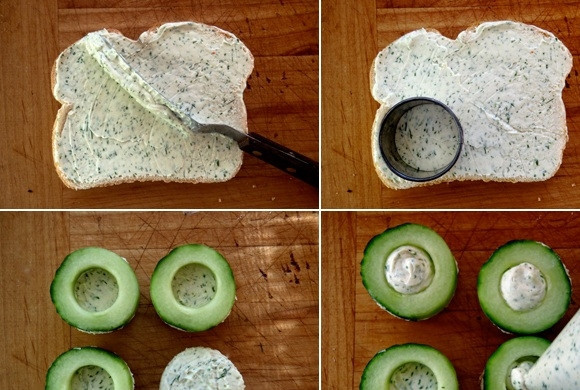 1. Этап. Огуречные канапе: 4. Ломтик хлеба немного смажьте полученной сырной пастой. Вырежьте выемкой кружочек. Сверху выложите огурчик и наполните его пастой, используя кондитерский мешок или полиэтиленовый пакет.
