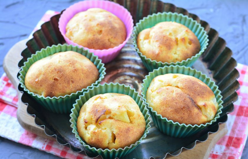 1. Этап. Пудинг для детей: Выпекайте 20-25 минут. Готовый пудинг достаньте из духовки. Блюдо готово. Остудите его.