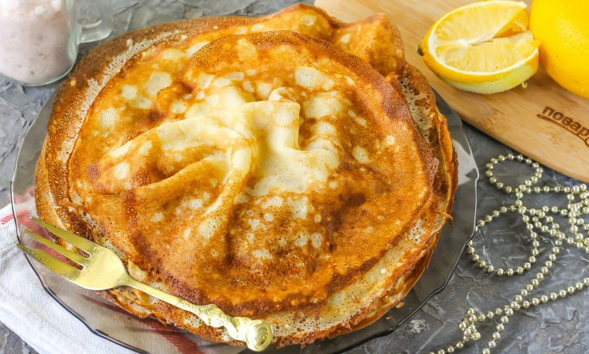 1. Этап. Лимонные блины: Выложите их на блюдо и подайте к столу теплыми с медом или другим сладким соусом. Обязательно заварите ароматный чай!