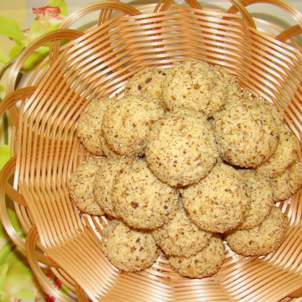 Постное печенье с орехами