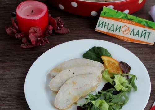 1. Этап. Филе грудки индейки в апельсиновом соусе: И в горячем, и в холодном виде, индейка хороша! После праздничных застольев хороша без гарнира, добавить пучок зелени и вау!