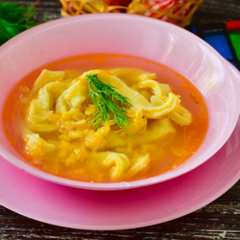 Гороховый суп с лапшой