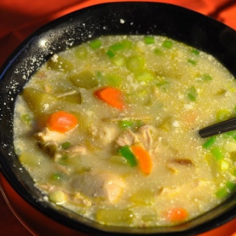 Рассольник с курицей и перловой крупой