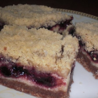 Пирог со смородиновым джемом