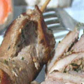 1. Этап. Мясные рулетики с ореховой начинкой: 6. Рулеты готовы. Приятного аппетита.