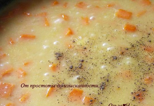 1. Этап. Тыквенный суп с апельсиновым соком: В конце варки посолите и поперчите по вкусу.