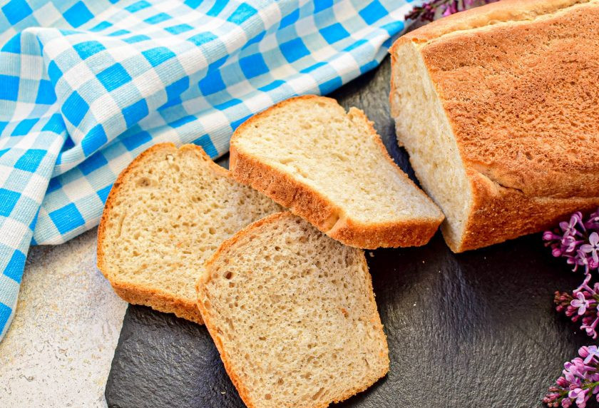 1. Этап. Пшенично-гречневый хлеб: Готовый хлеб нарежьте и подавайте к столу. Приятного аппетита!