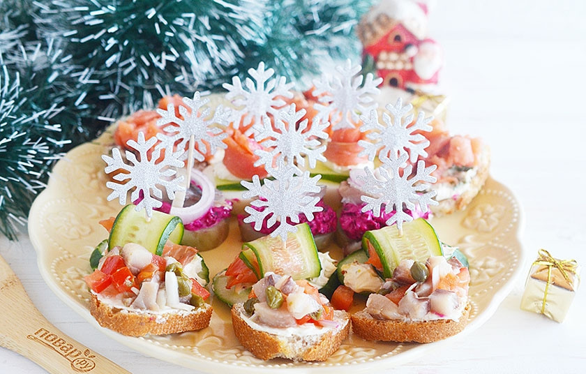 1. Этап. Ассорти из канапе: Приятного аппетита!