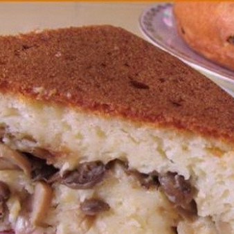 Пирог с грибами в мультиварке