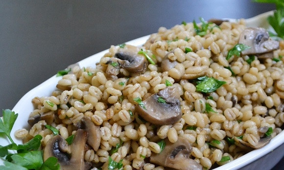 1. Этап. Перловка с шампиньонами: 7. Подавайте блюдо сразу после приготовления. Приятного аппетита!