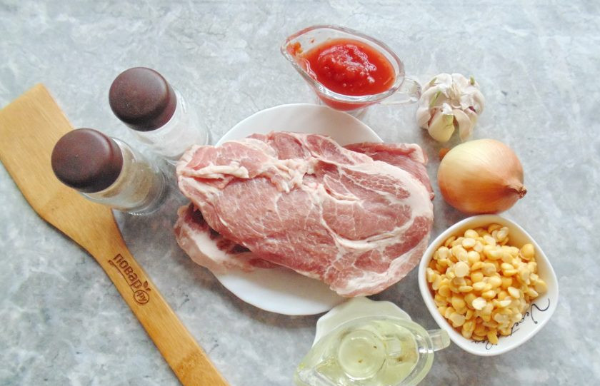 1. Этап. Гуляш с горохом: Подготовьте ингредиенты для приготовления гуляша с горохом.