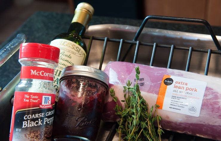 1. Этап. Свинина в вишневом соусе: Подготовить продукты.