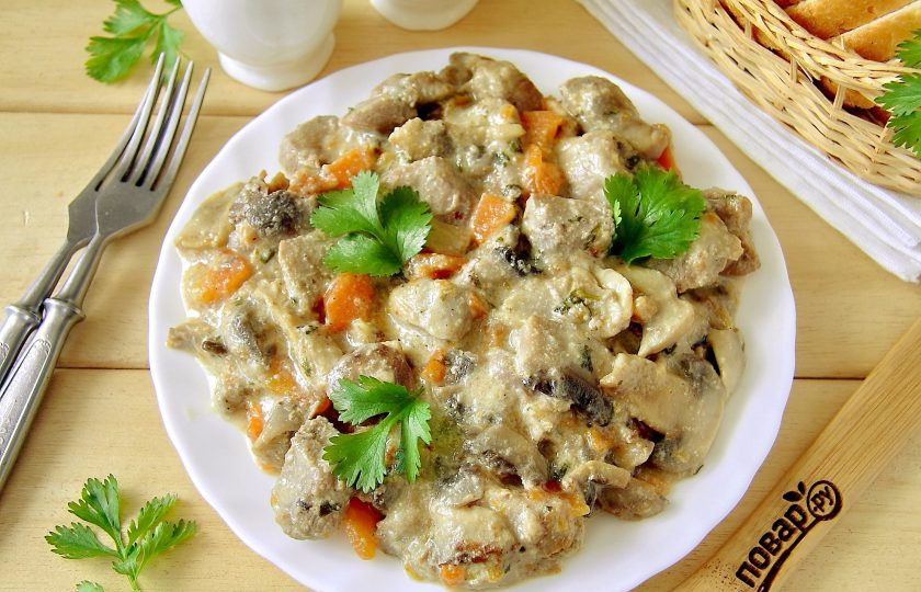 1. Этап. Индейка с грибами в мультиварке: Индейка с грибами в мультиварке готова. Приятного аппетита!