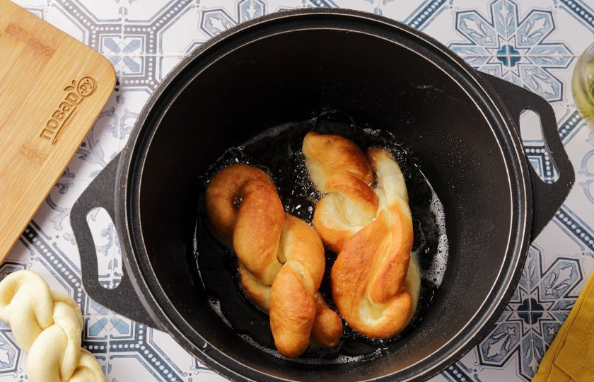 1. Этап. Калмыцкие борцоки: Примерно две минуты до уверенного золотистого цвета.