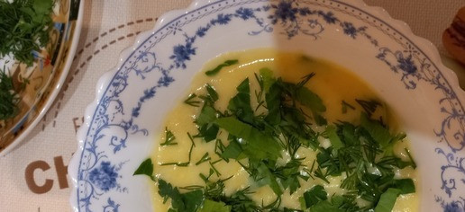 1. Этап. Иро из тыквы: Все прогреть несколько минут на маленьком огне, помешивая и подавать, еще раз сверху посыпав зеленью.