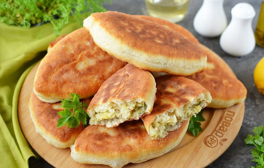 1. Этап. Вкусные пирожки на кефире: Приятного аппетита!