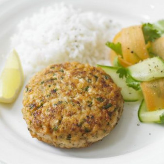 Superhealthy salmon burgers