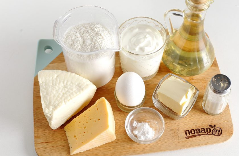 1. Этап. Хачапури на сметане: Подготовьте все ингредиенты.