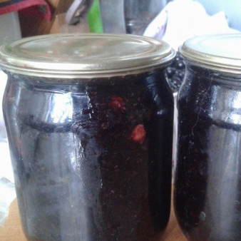 Варенье-желе из крыжовника и смородины