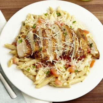 Copycat Chili's Cajun Chicken Pasta