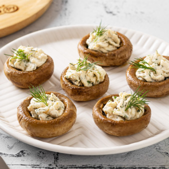 Шампиньоны с творожным сыром и зеленью