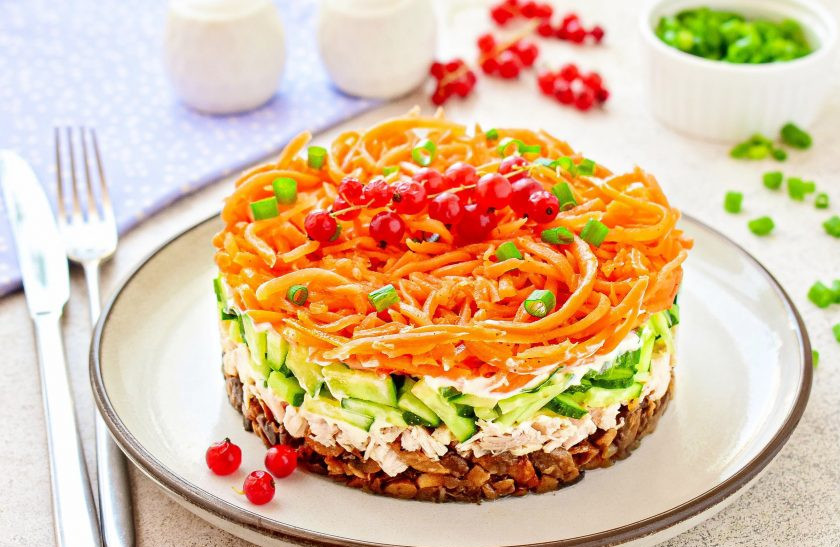 1. Этап. Салат Восторг с корейской морковью: Приятного аппетита!