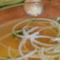 Шурпа из говядины в мультиварке Мясо крупно порезать, слегка посолить, положить в чашу мультиварки и включить программу