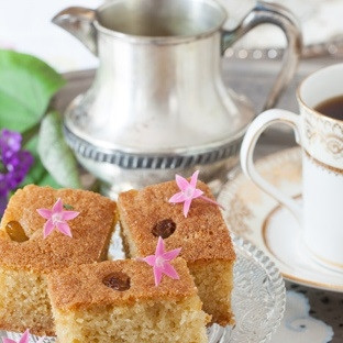 Манник с кардамоном