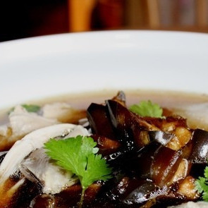 Куриный суп с баклажанами