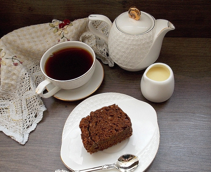 1. Этап. Простейший шоколадный пирог: Дайте полностью остыть, выньте из формы и подавайте.