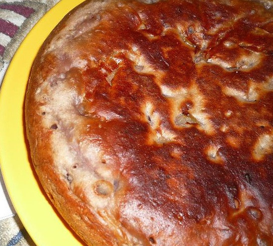 1. Этап. Шарлотка с вареньем в мультиварке: Готово! Приятного аппетита!