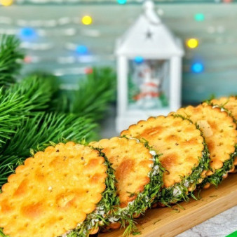 Сэндвичи из крекеров с ветчиной