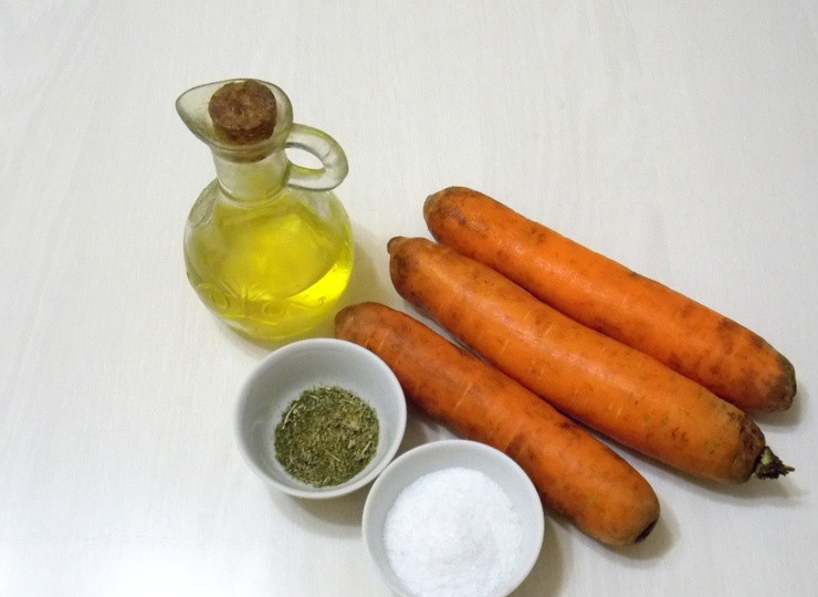 1. Этап. Паренки из моркови в духовке: Подготовьте все необходимые ингредиенты.