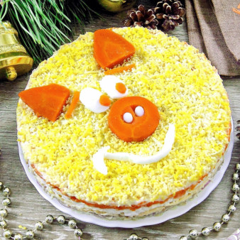 Мимоза на Новый год в виде свинки