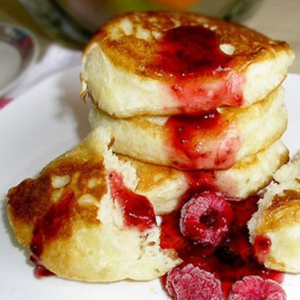 Дрожжевые оладушки на кефире