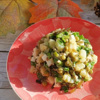 Салат с морской капустой