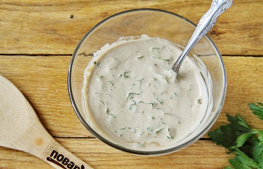 1. Этап. Минтай на гриле: В отдельной миске смешайте все компоненты для маринада.