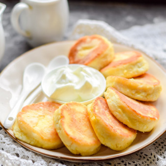 Сырники из творога и йогурта