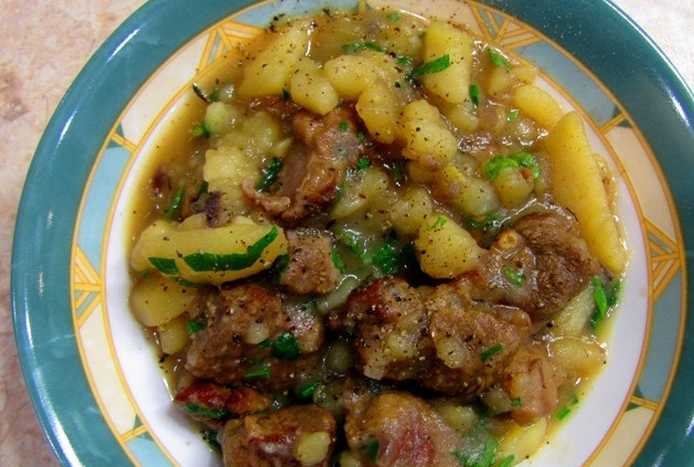 1. Этап. Соус из баранины с картошкой: Соус из баранины с картошкой готов. Приятного всем аппетита!