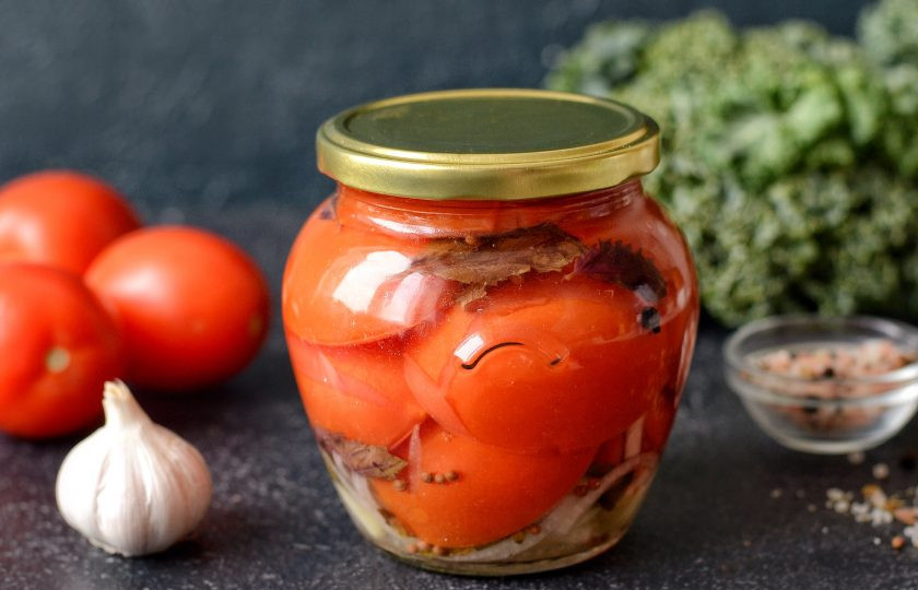 1. Этап. Помидоры с базиликом на зиму: Помидоры с базиликом на зиму готовы, приятного аппетита!