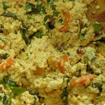 1. Этап. Тофу с овощами: Перемешайте. И готовьте 2-3 минуты.