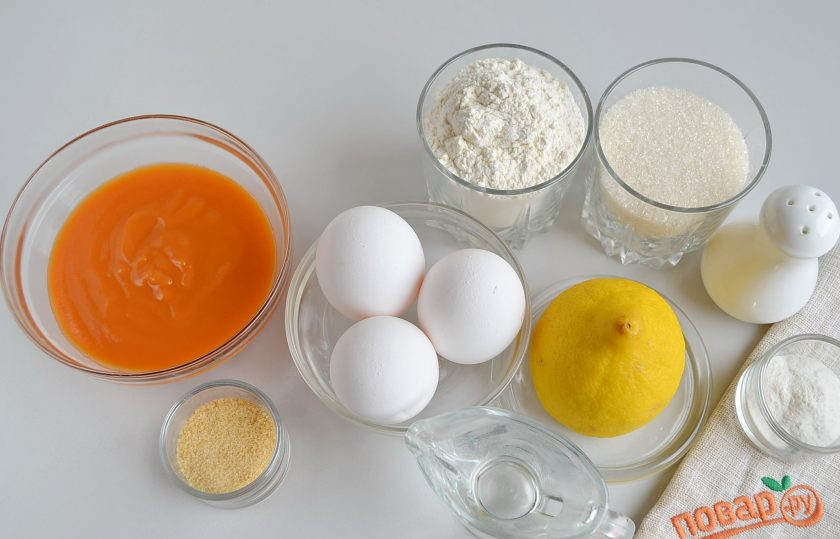 1. Этап. Лимонные пирожные Сансы Старк: 1. Подготовьте продукты для лимонного бисквита, лимонной шапочки. Для украшения можно использовать свежие дольки лимона в сахаре или лимонные цукаты. Лимонный курд у меня ярко-оранжевый получился благодаря домашним яйцам, у них желтки более насыщенного цвета, чем у магазинных яиц.