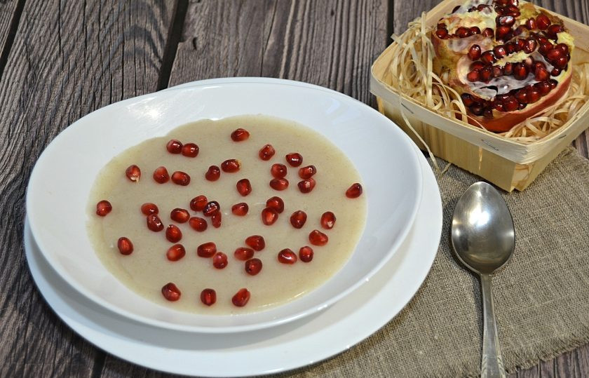 1. Этап. Постный овсяный кисель: Подавать постный овсяный кисель можно со свежими ягодами, фруктами, медом или вареньем. Вкусный и полезный завтрак готов, угощайтесь!