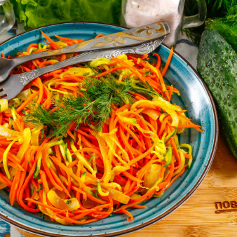 Салат из жареных огурцов