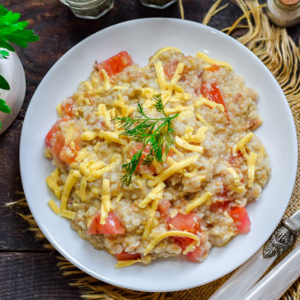 Овсянка с тунцом