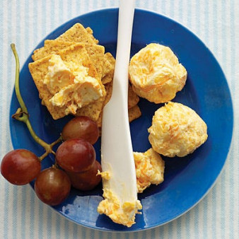 Cheddar-Carrot Balls