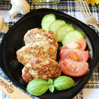 Котлеты из свинины с грибами